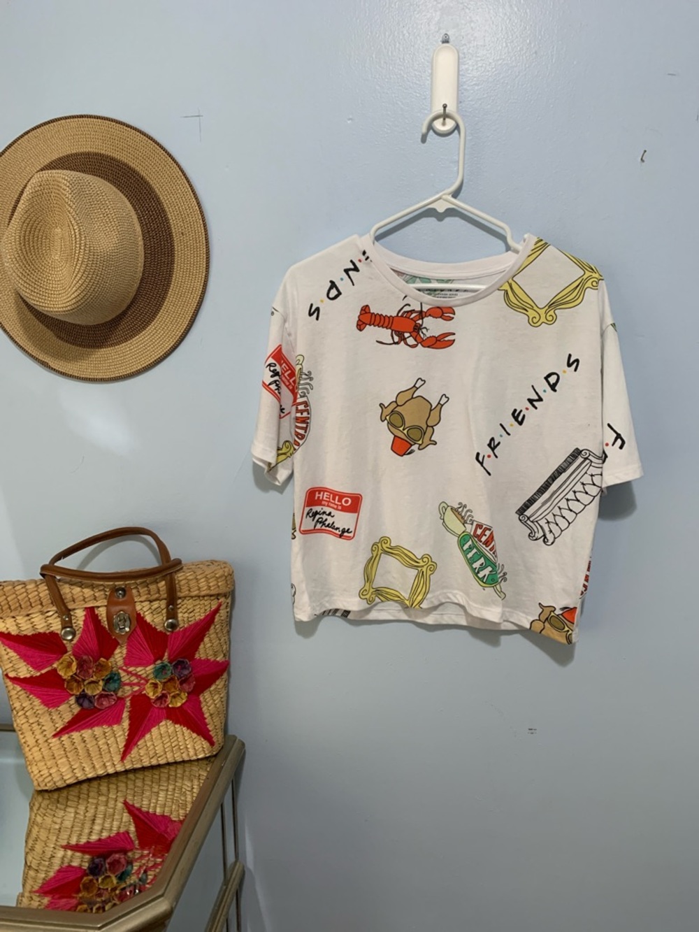 Friends cotton and polyester medium cropped Tshirt